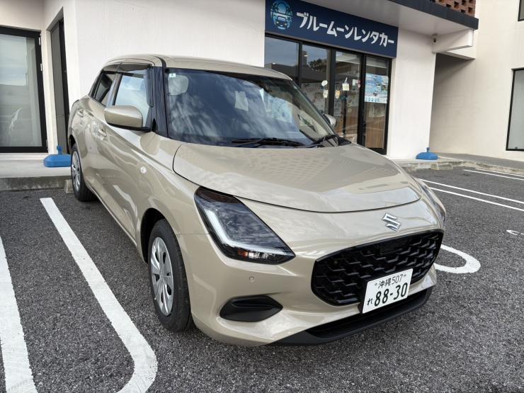 【禁煙】スズキ　スイフト（５人乗り、2025年式） 【画像3】