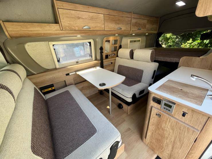 バンコンキャンピングカー❘リークⅡ 【画像2】