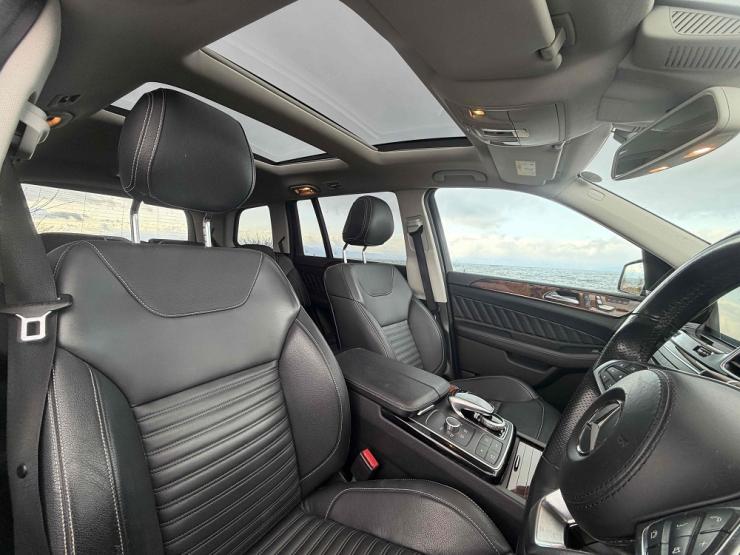 メルセデスベンツ　ＧＬＳ　３５０ｄ　7人乗り 【画像4】